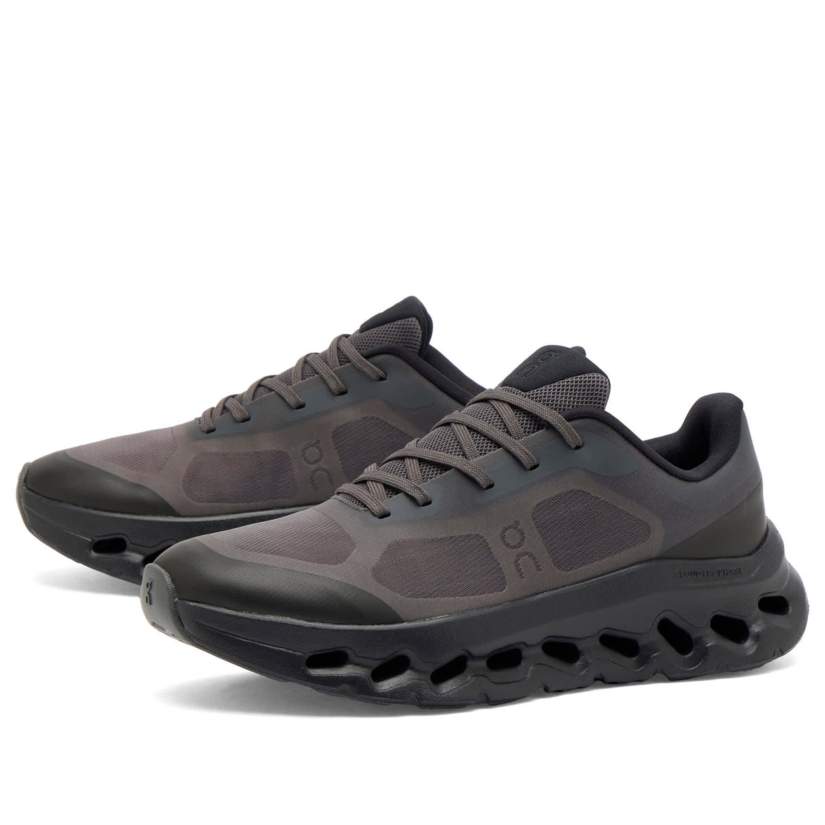 ON Cloudtilt Remix Sneaker