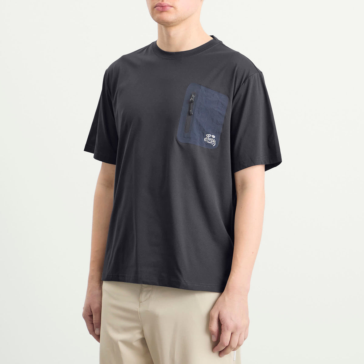 Karma8a Logo Pocket Rue T-Shirt