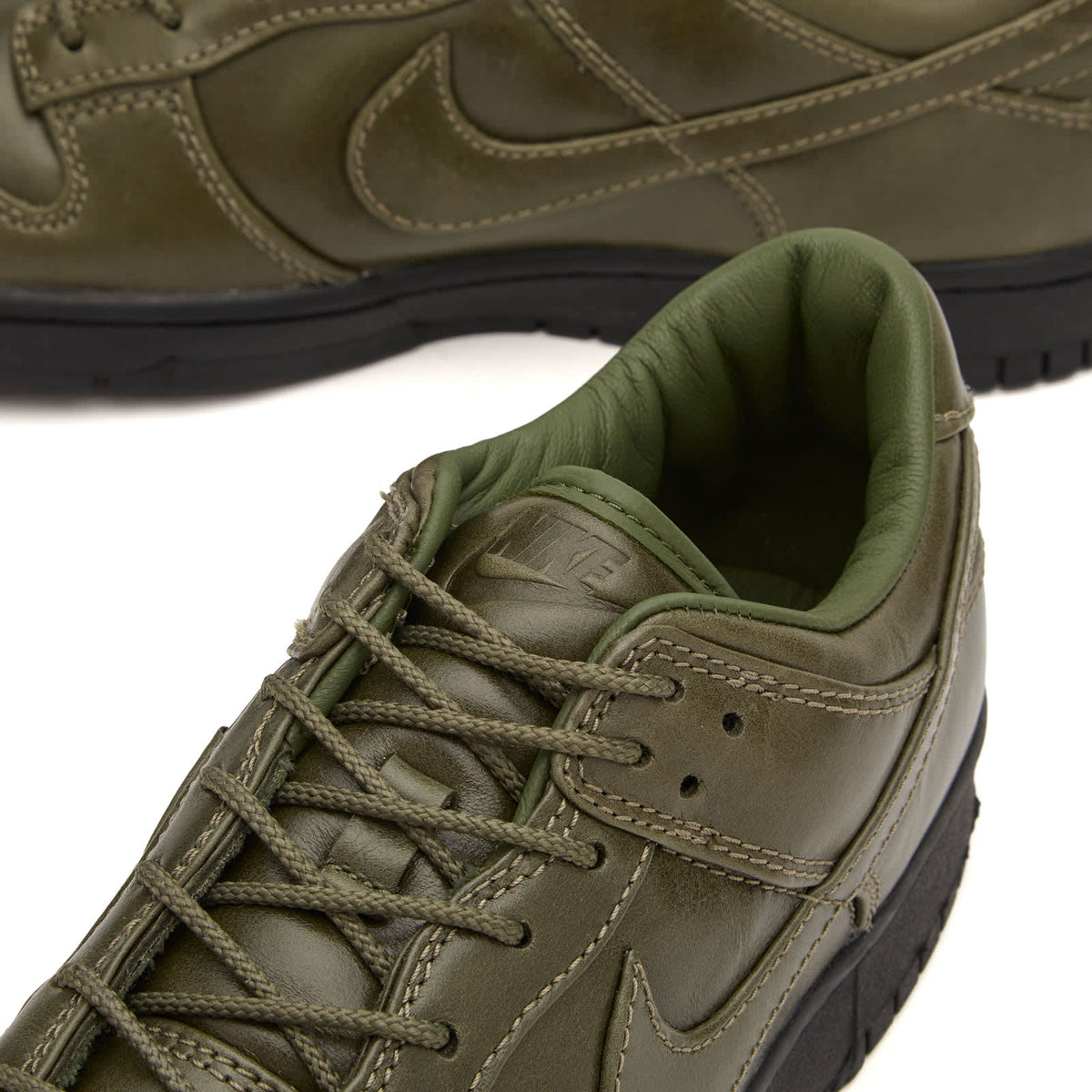 Nike Dunk Low Retro PRM QS Sneaker