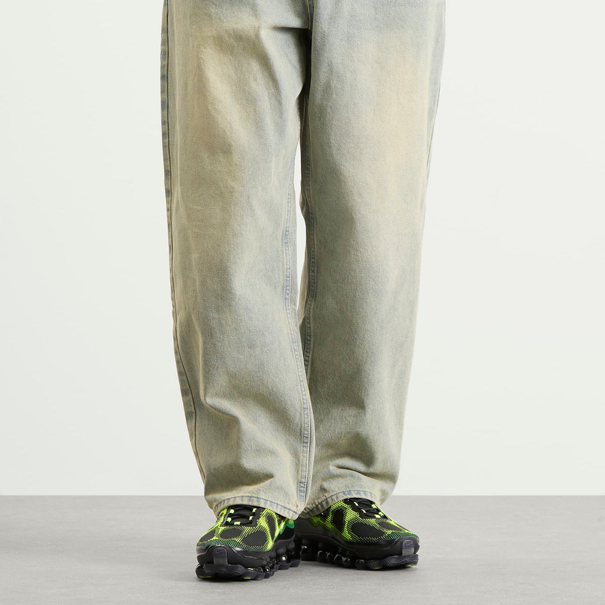 Nike Air Liquid Max Sneaker
