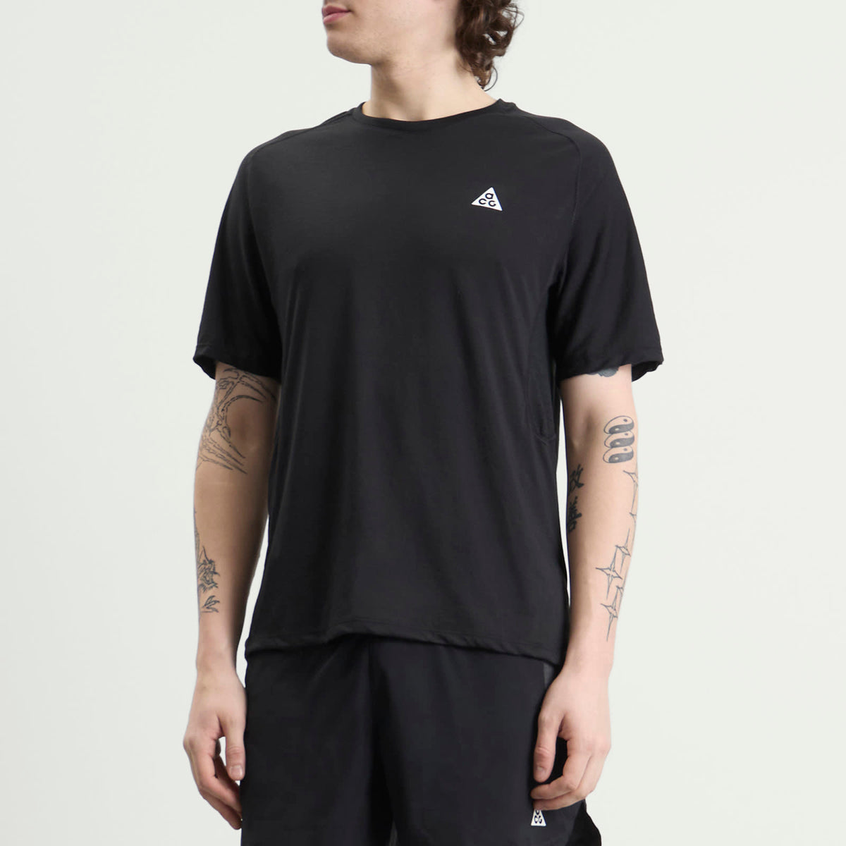 Nike ACG Solar Chase Short Sleeve T-Shirt
