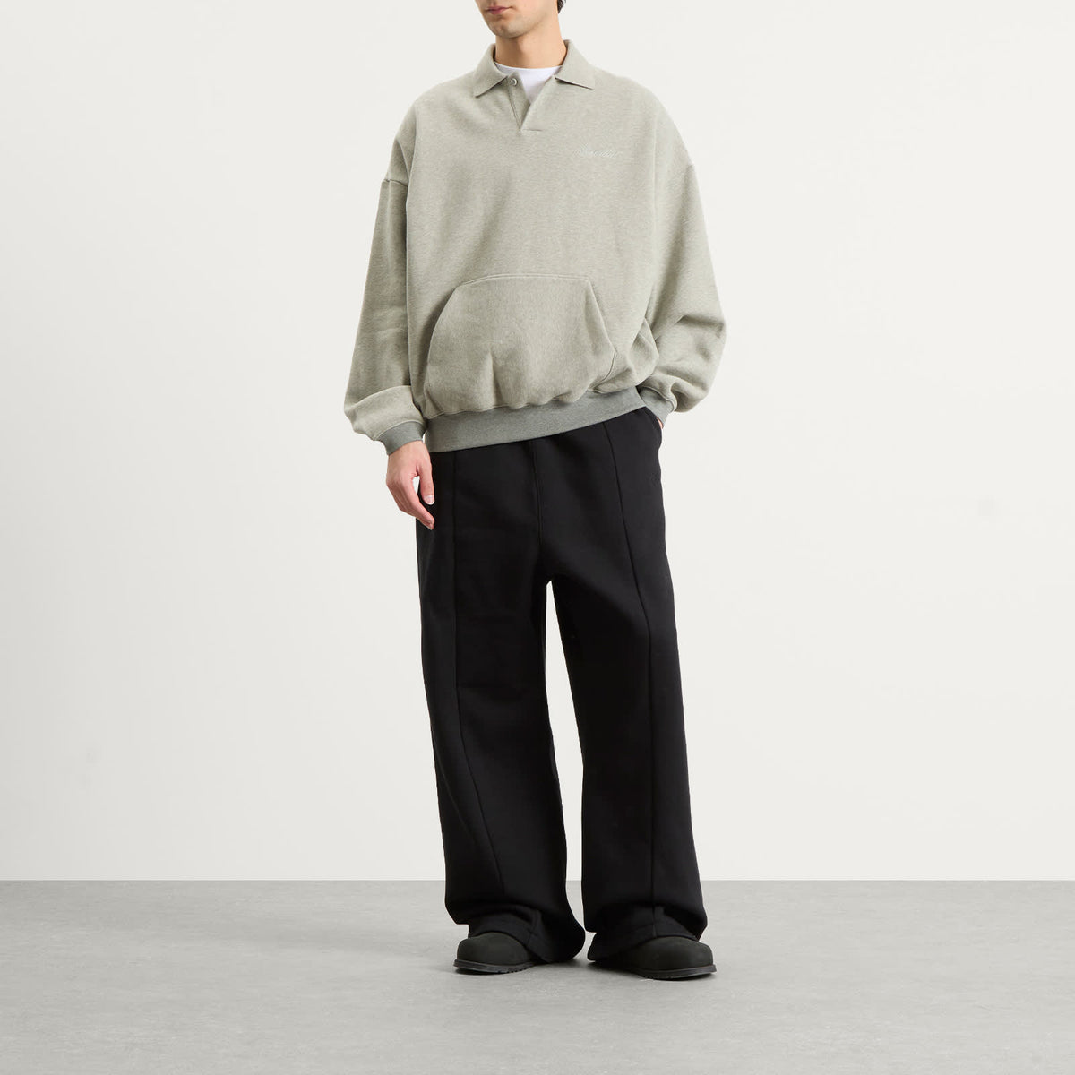 Fear of God ESSENTIALS Signature 90s Polo Sweatshirt