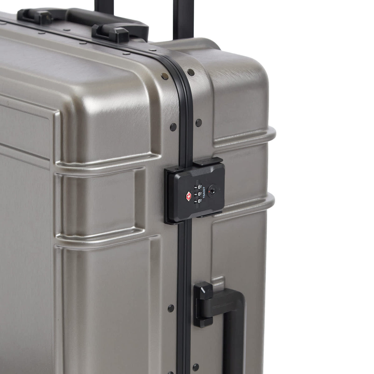 Eastpak Resist'r Luggage Case - Medium