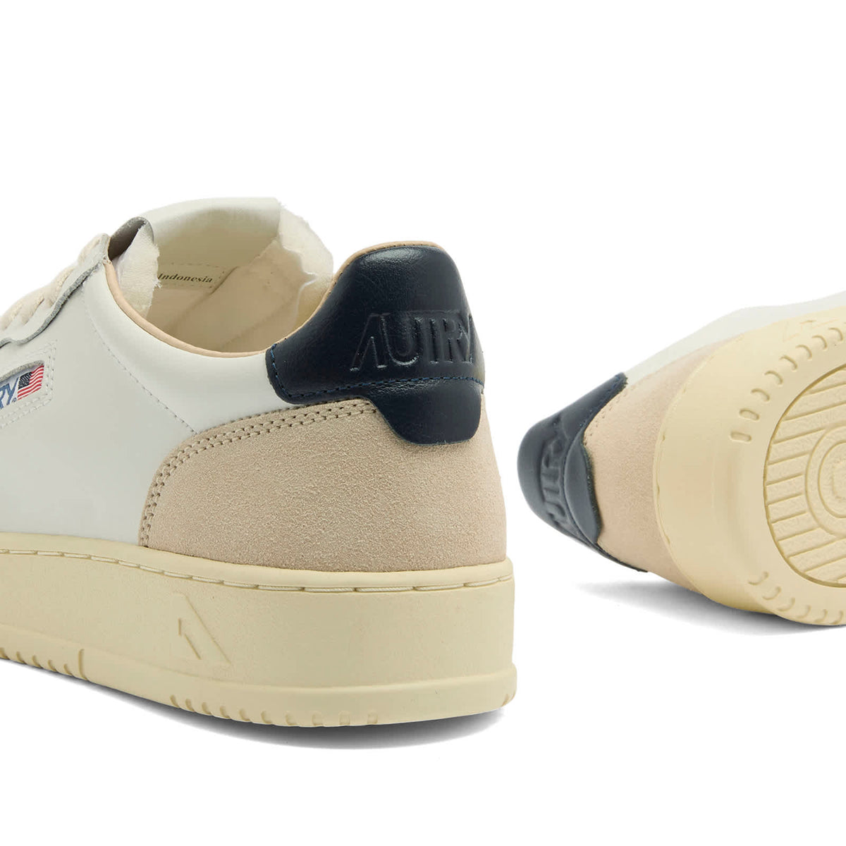 Autry 01 Low Leather and Suede Sneaker