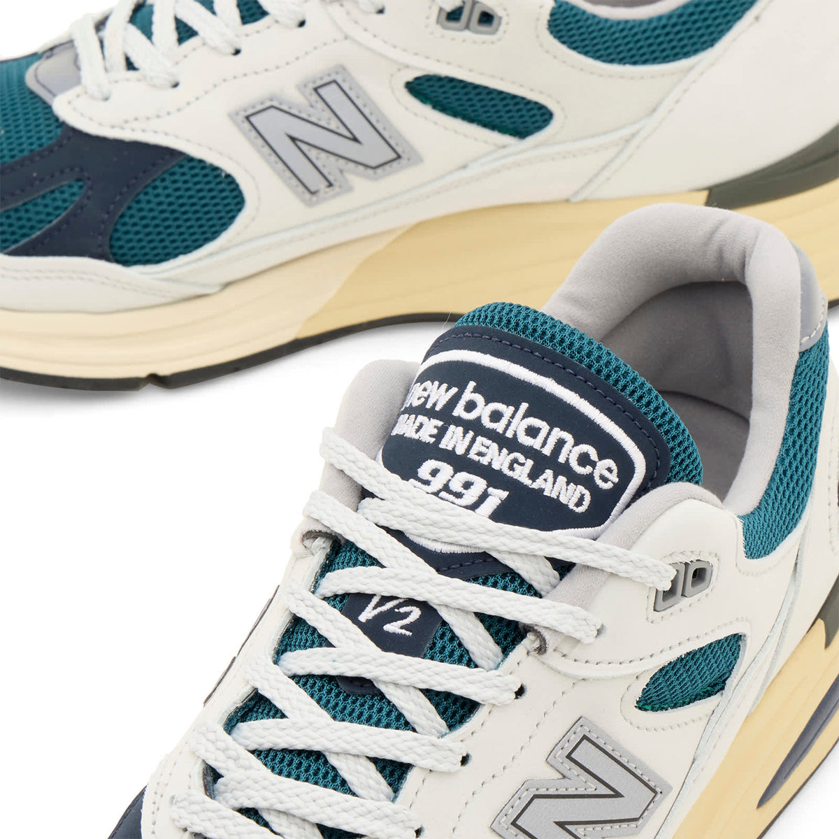 New Balance 991v2 Sneaker