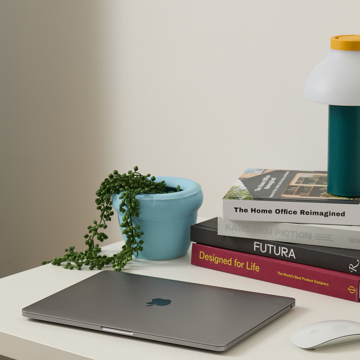 Home Studyo Louis Planter - Small