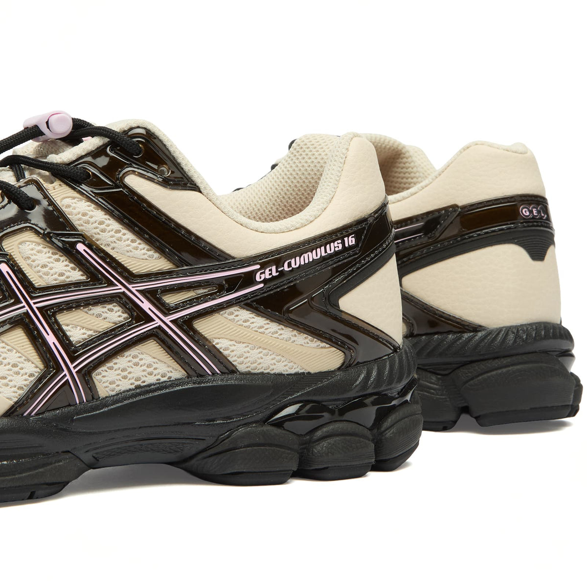 Asics x Finesse Gel-Cumulus 16 Sneakers