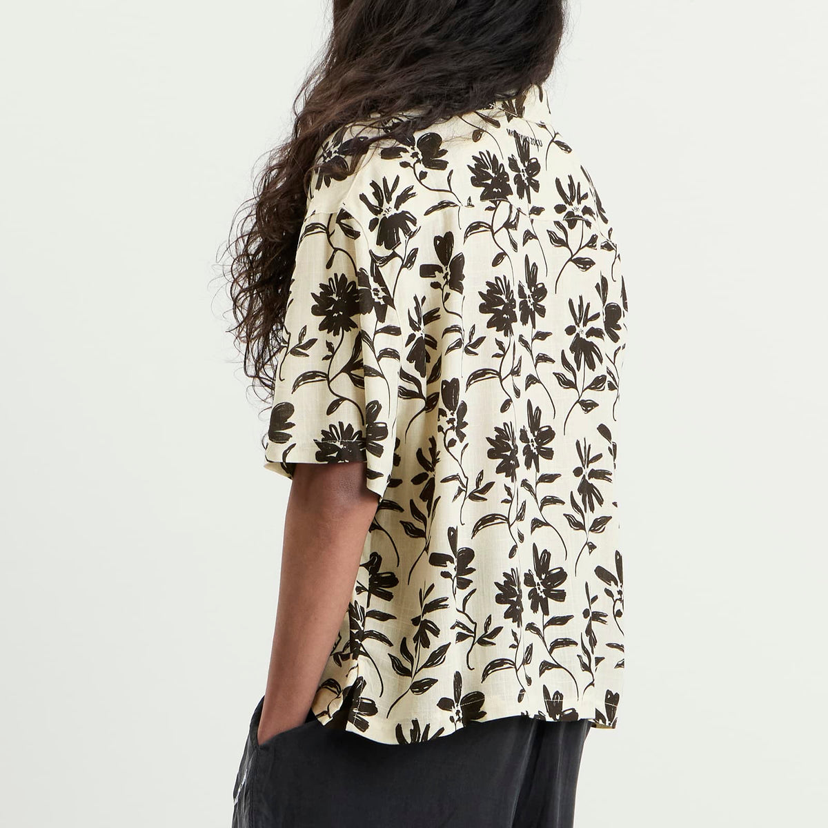 MKI Floral Linen Vacation Shirt