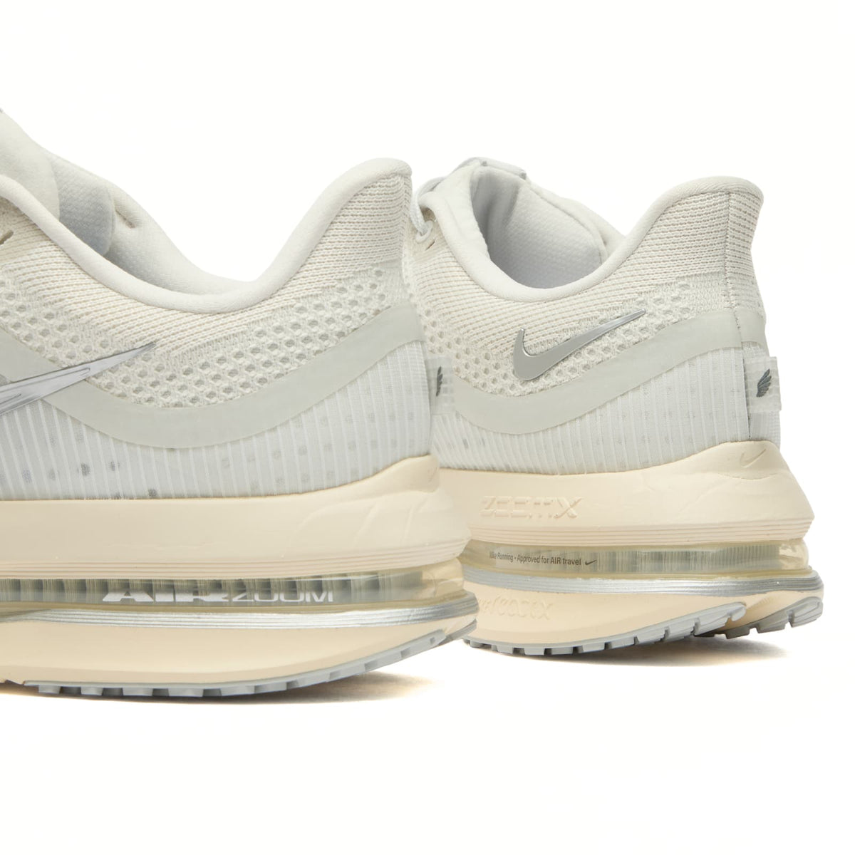 Nike Pegasus Premium Sneaker