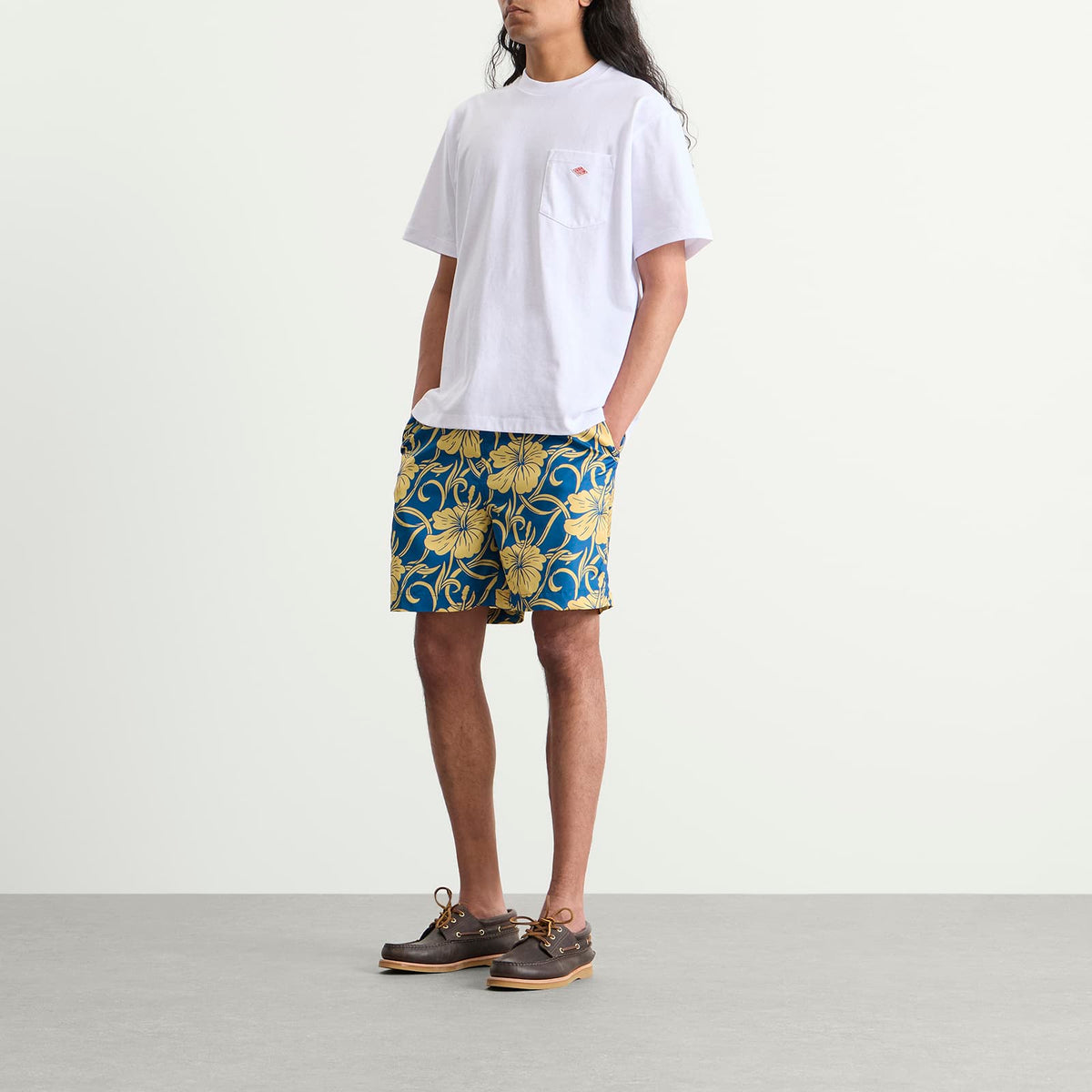Drôle de Monsieur Hibiscus Beach Shorts