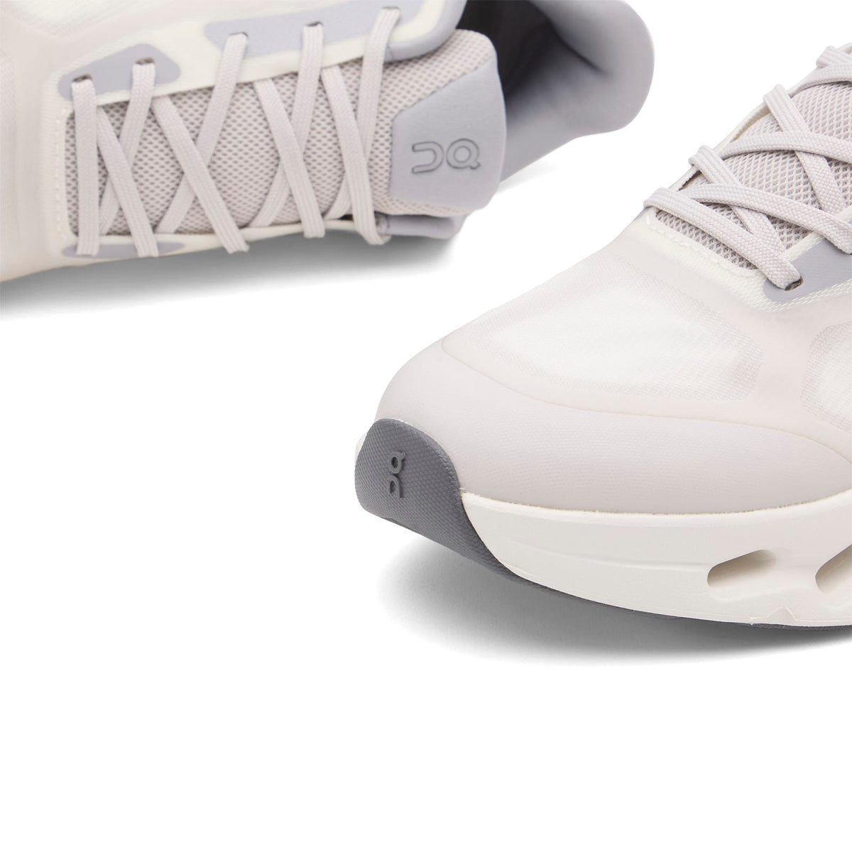 ON Cloudtilt Remix Sneaker