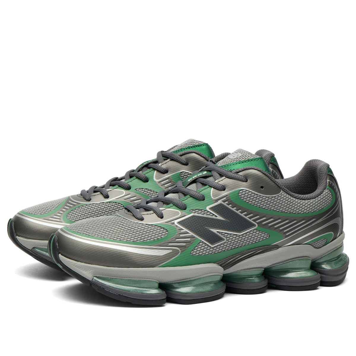 New Balance 2000 Sneaker