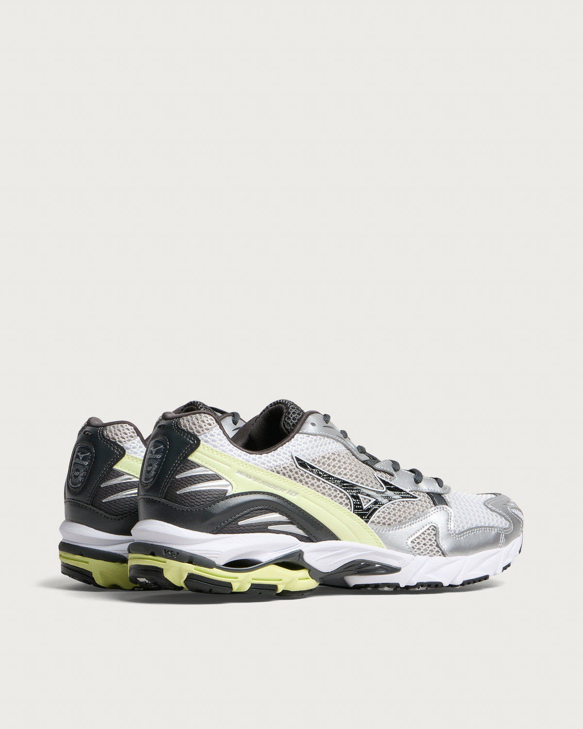 Mizuno Wave Rider 10 Sneaker