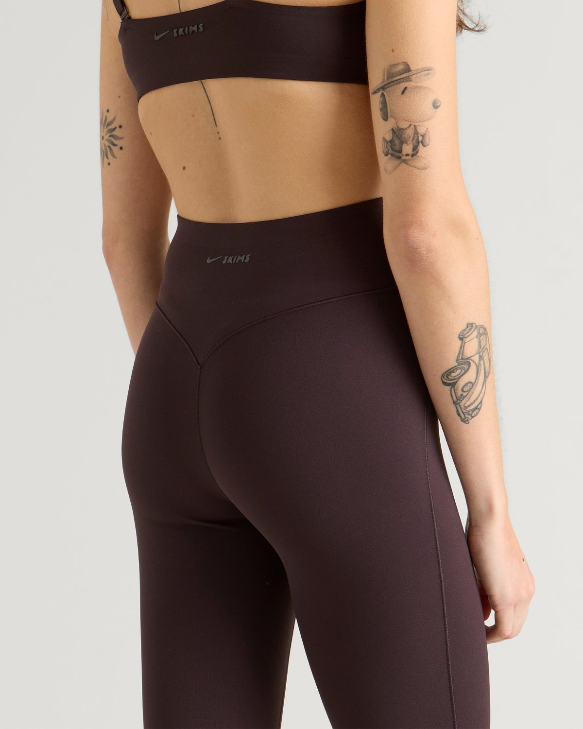 NikeSKIMS InfinaSoft Crop Tights 17 Inch