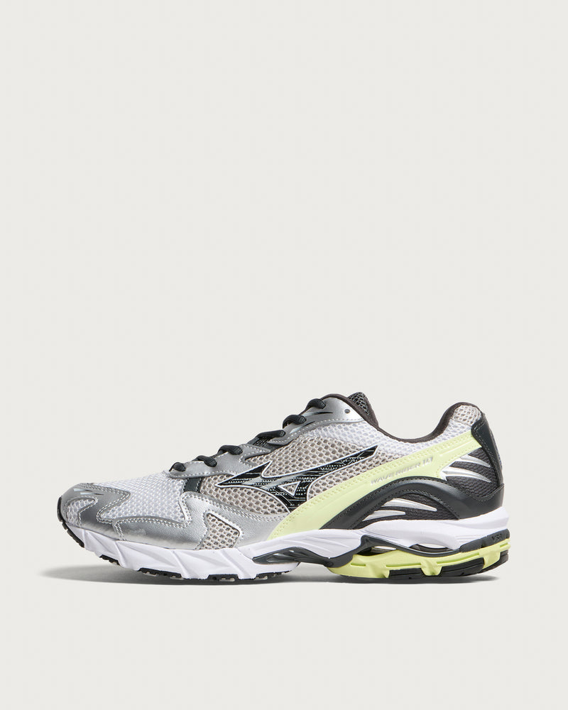 Mizuno Wave Rider 10 Sneaker