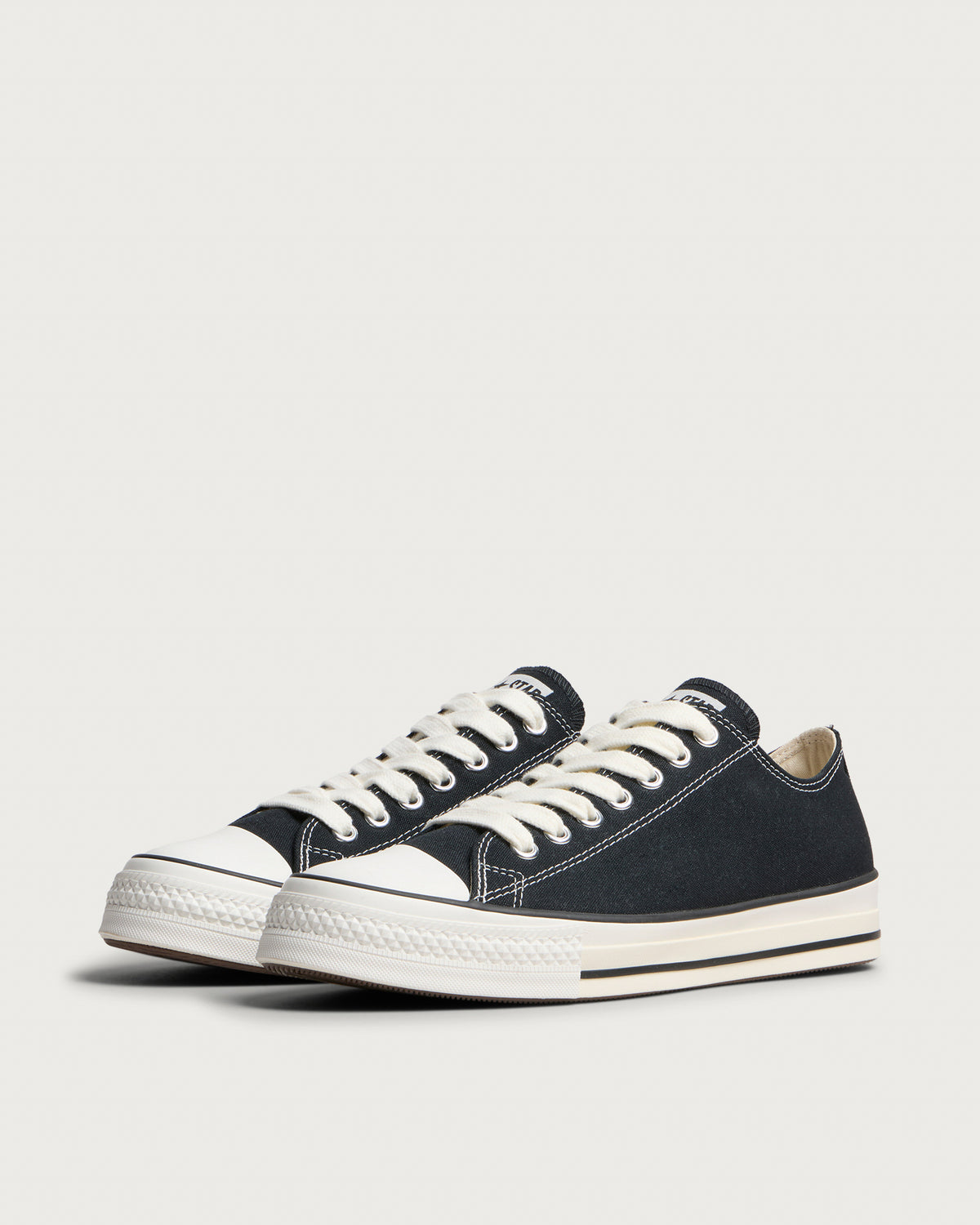 Converse Chuck Taylor All Star Throwback Ox Sneaker