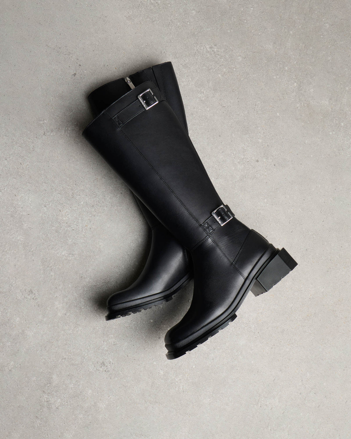 Dr. Martens Maybole Hi Boots