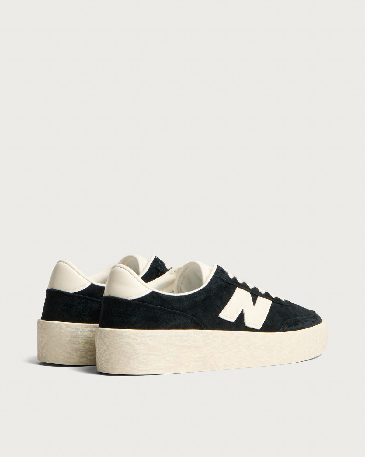New Balance 750 Sneaker
