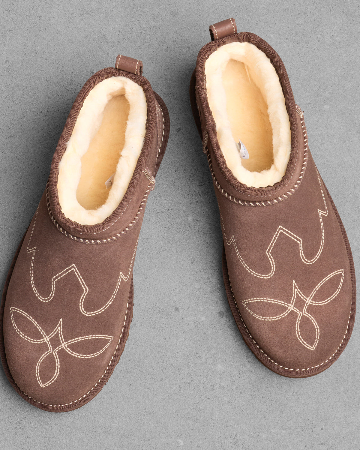 UGG Classic Ultra Mini Western Boot