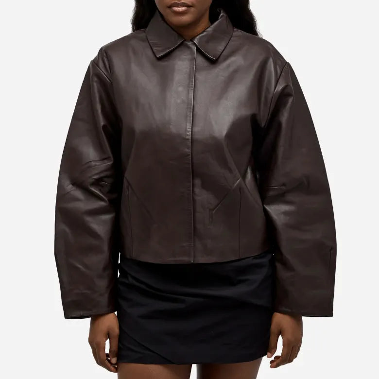 Women wearing leather jacket
