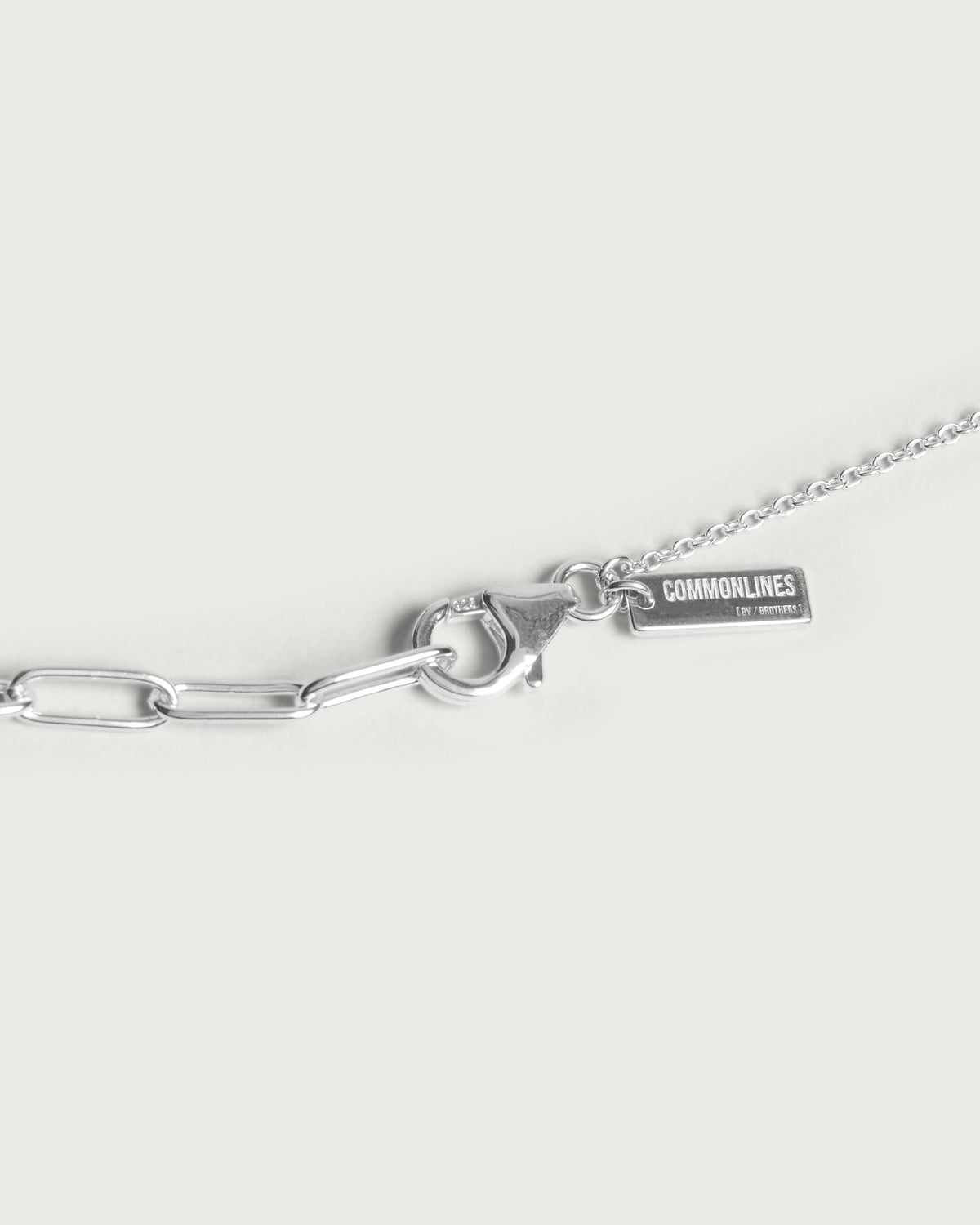 Common Lines Onyx Pendant Necklace