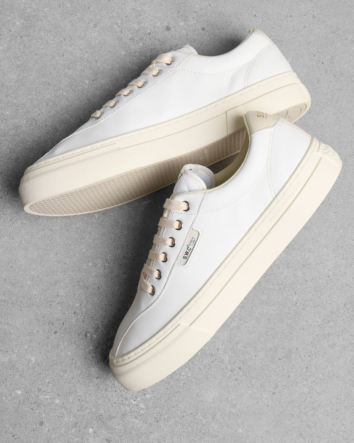 Stepney Workers Club Dellow 02 Suede Sneaker