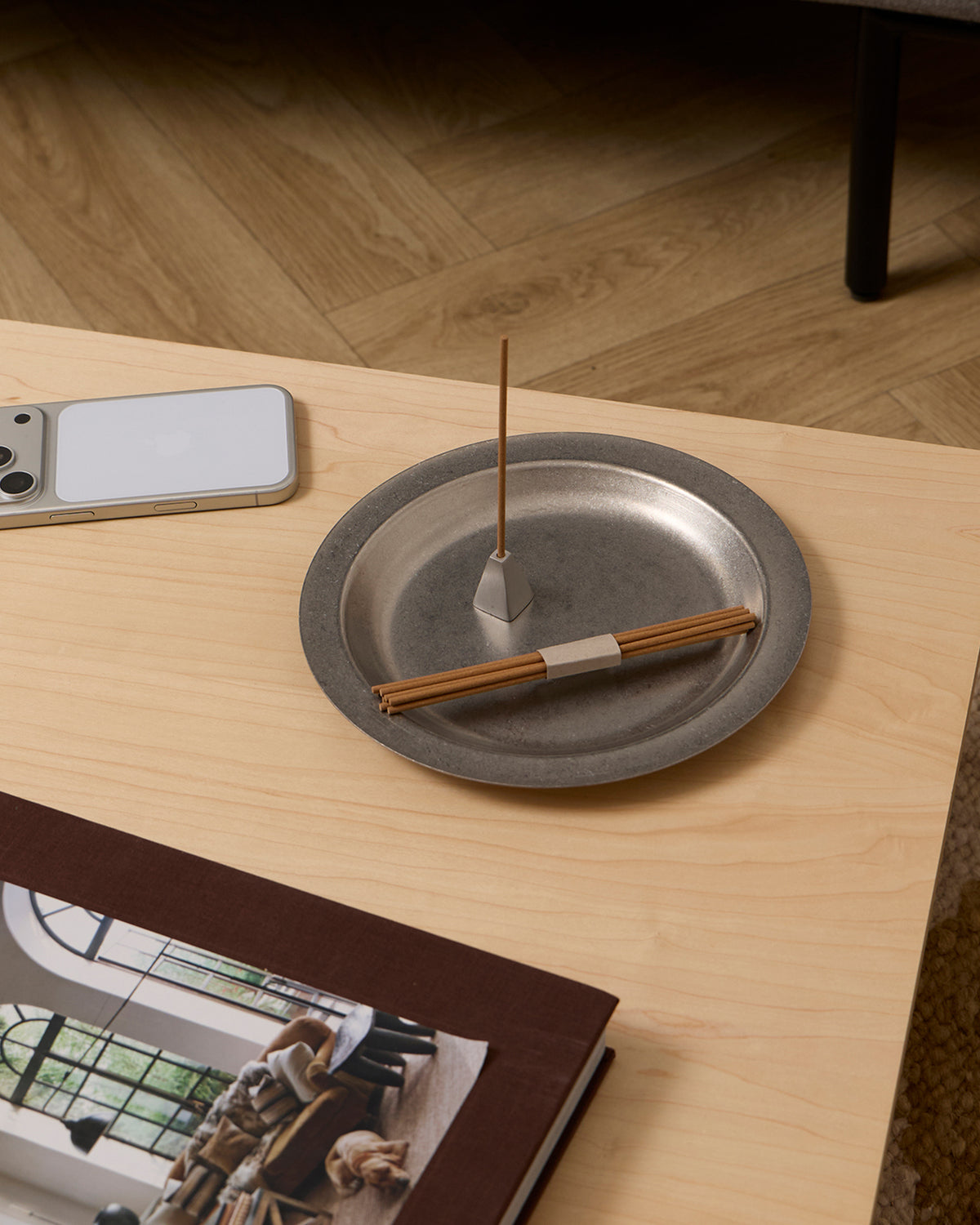 ferm LIVING Tumbled Plate