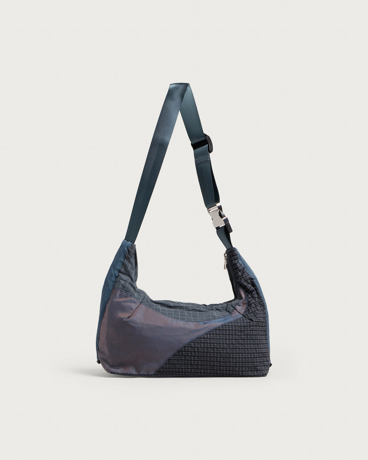 ARCS LITTLE HEY Sling Bag