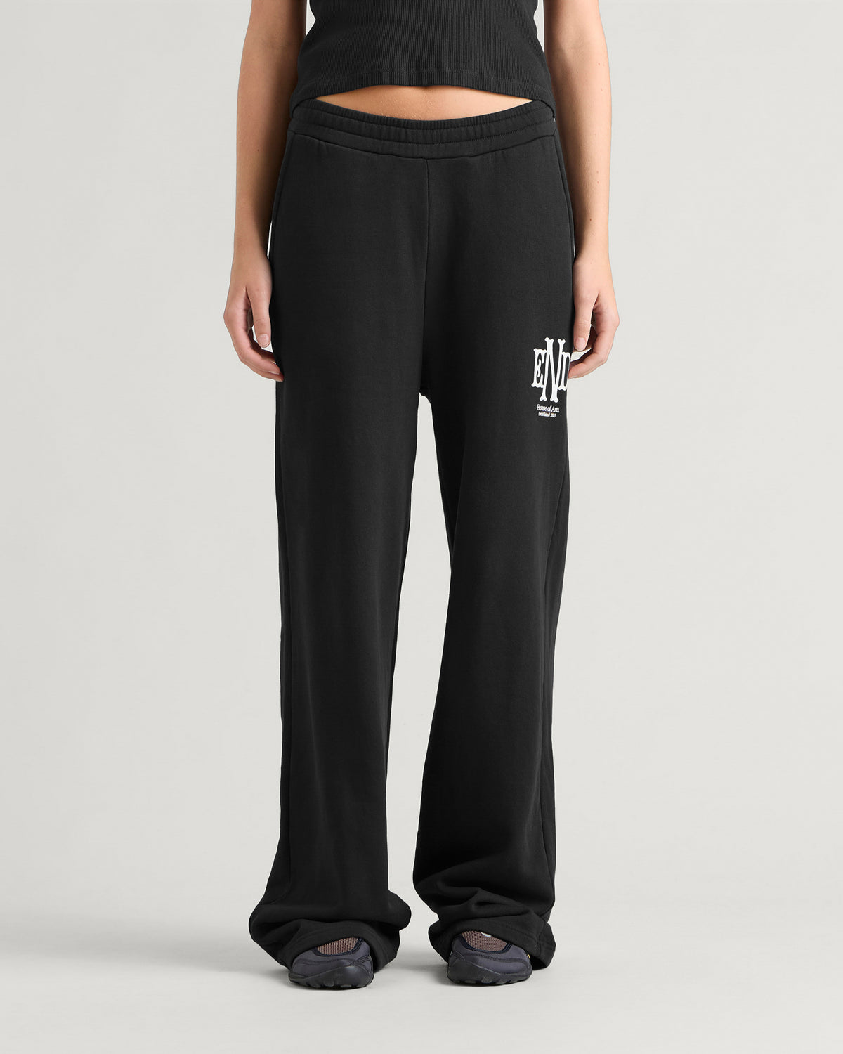 END. Mono Sweatpant