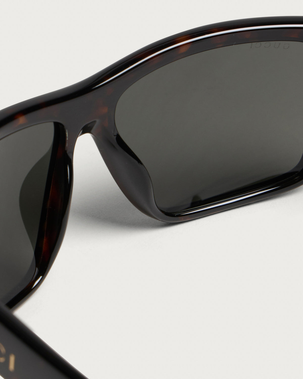 Gucci GG2239S Lettering Sunglasses
