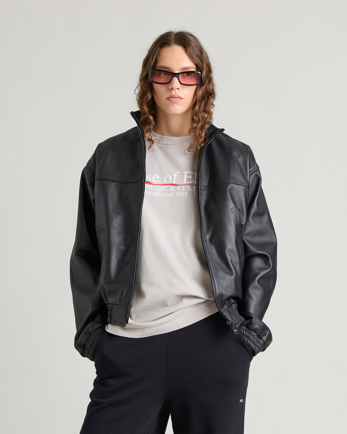 END. Underline T-shirt