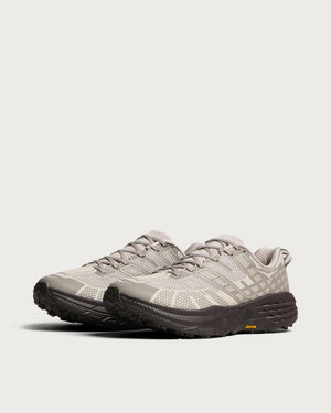 Hoka ONE ONE Speedgoat 2 Ts Sneaker River Rock Grey & Cast Iron – END.