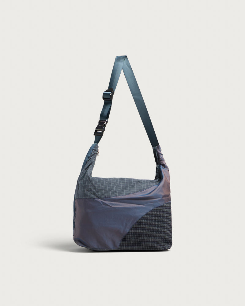 ARCS HEY Sling Bag