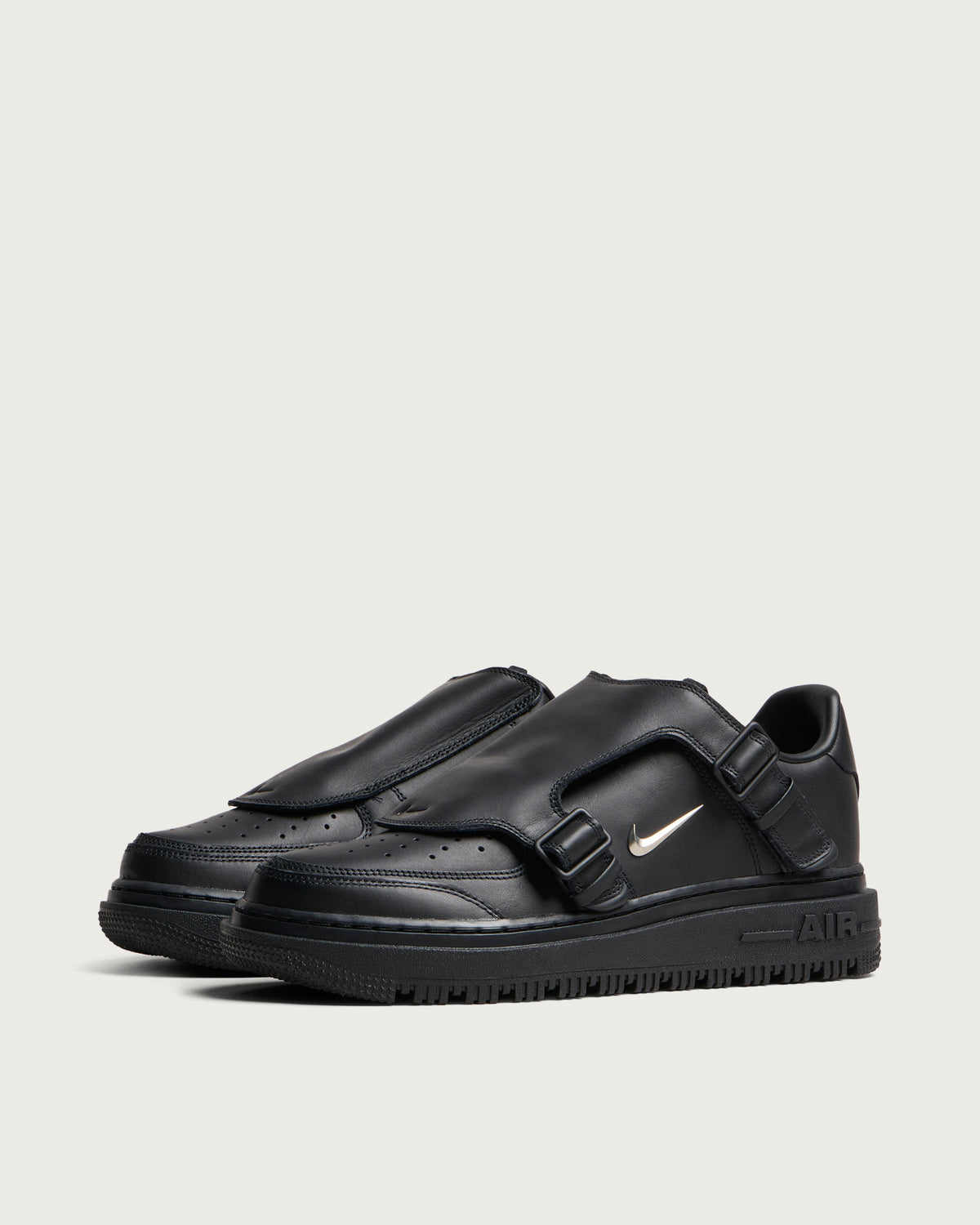 Nike Air Force 1 Luxe Sneaker