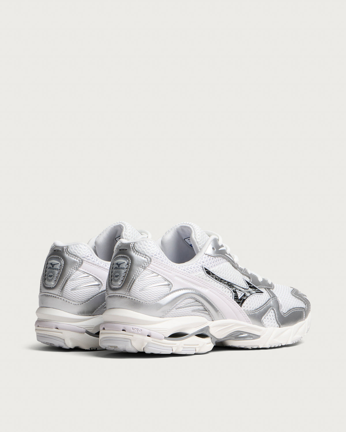 Mizuno Wave Rider 10 Sneaker