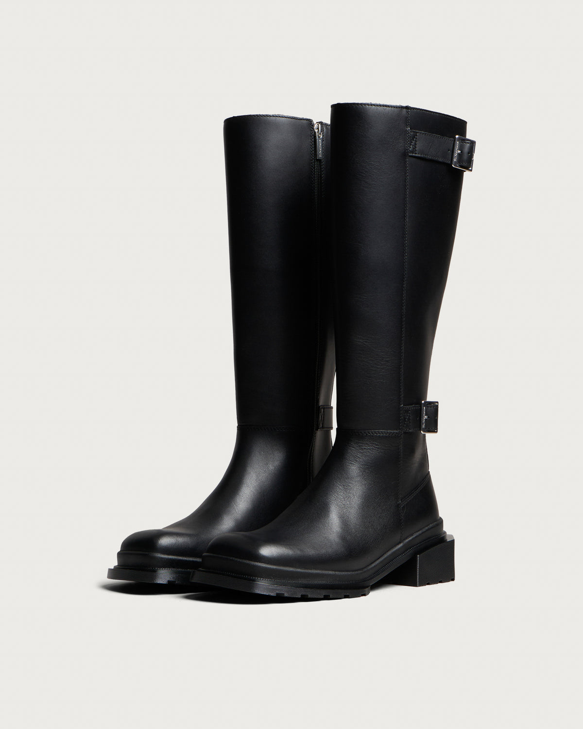 Dr. Martens Maybole Hi Boots