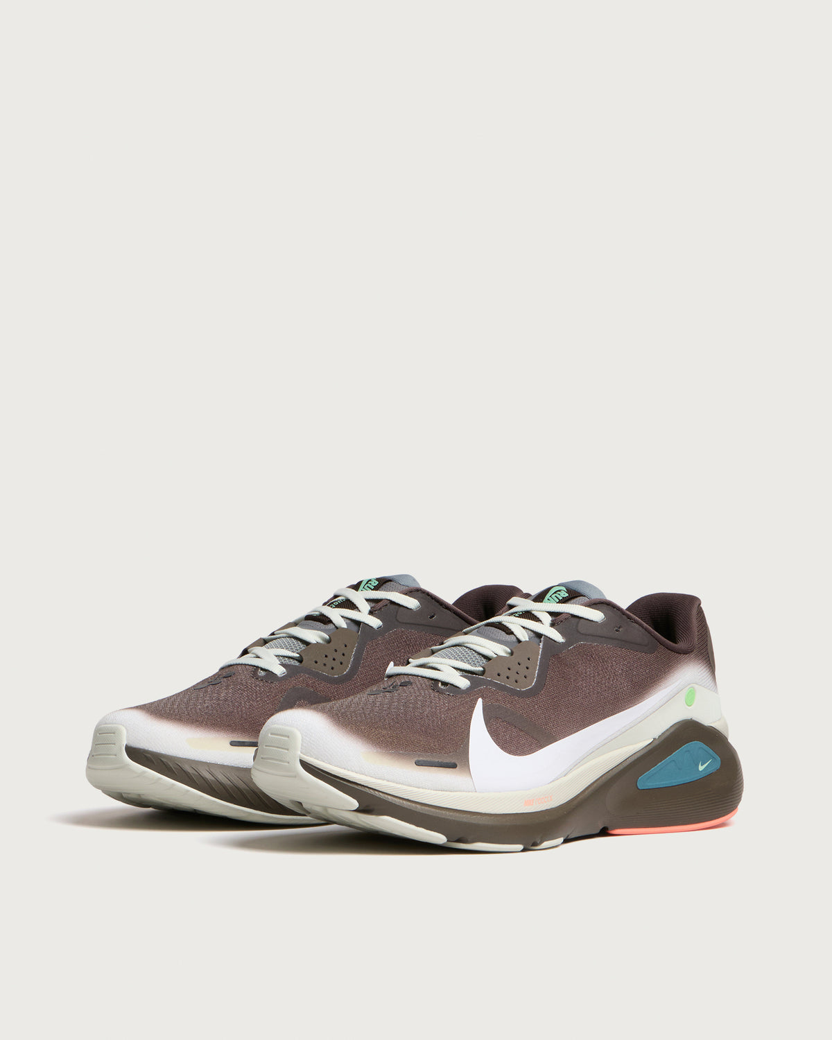 Nike Structure 26 Sneaker