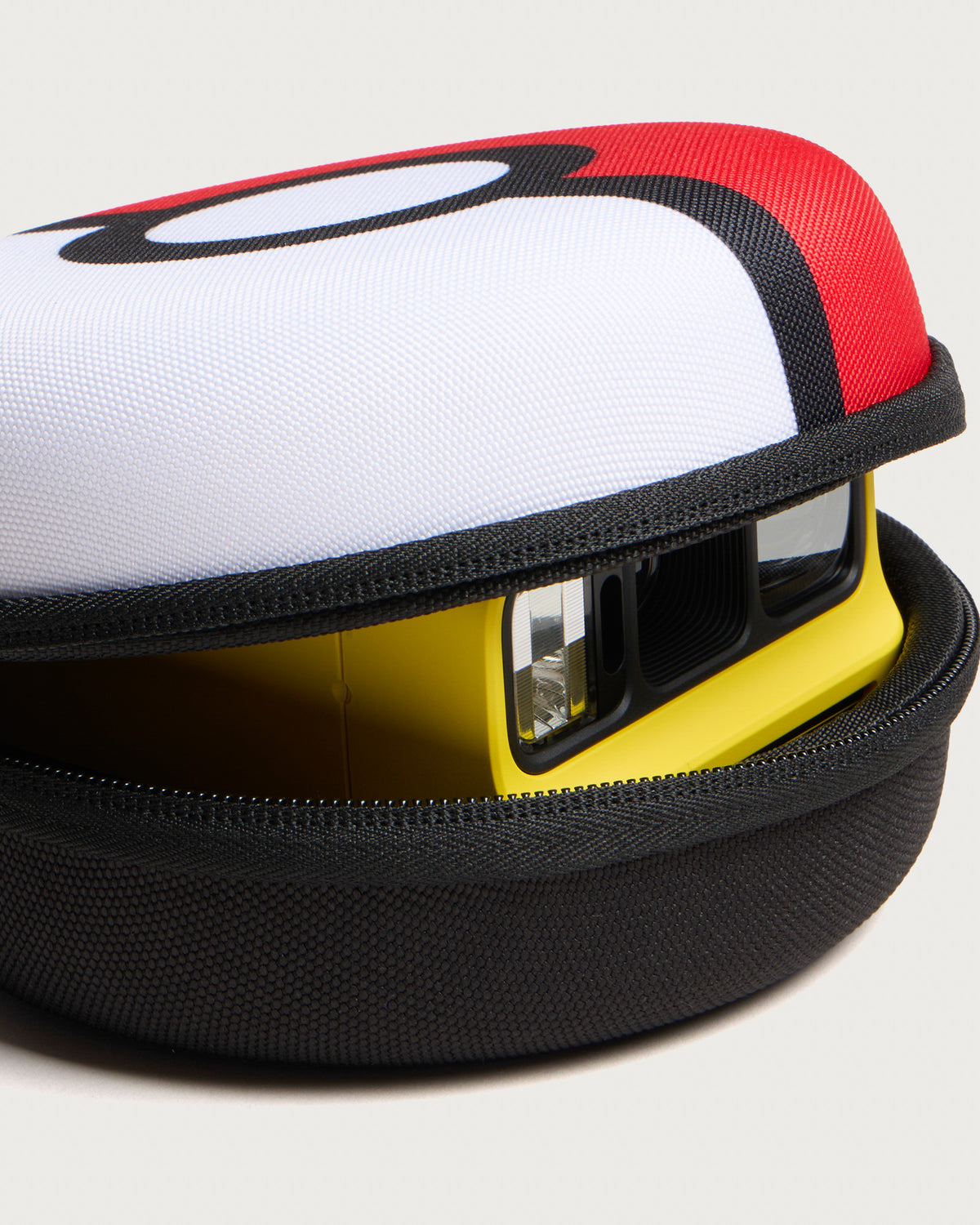 Polaroid Go Pokémon Case