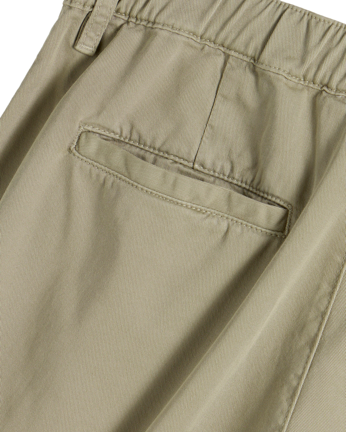 END. Resort Short